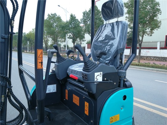 DL20U小型挖掘機(jī)--新品上市	