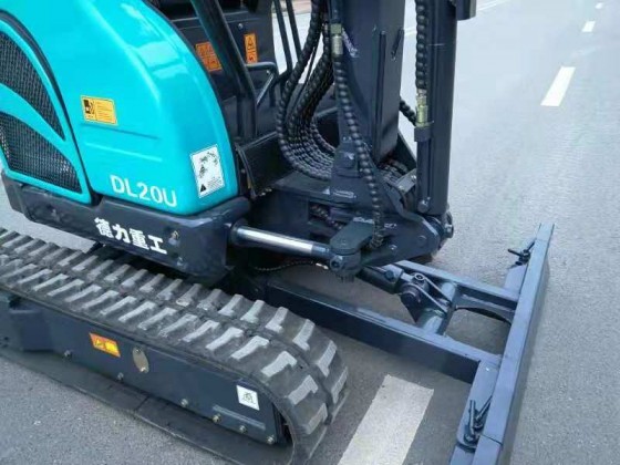 DL20U微型液壓挖掘機(jī)--熱銷農(nóng)用機(jī)型
