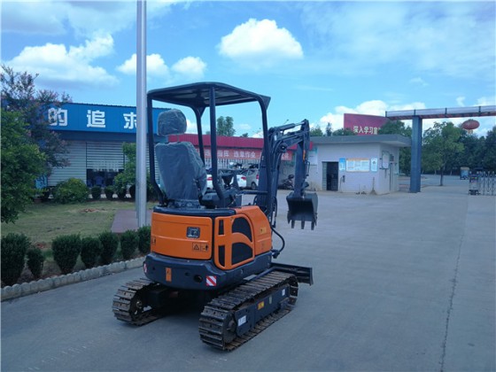 熱銷款德力20U小型挖掘機(jī)